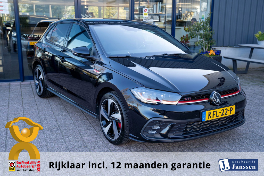 55629696-2.jpg