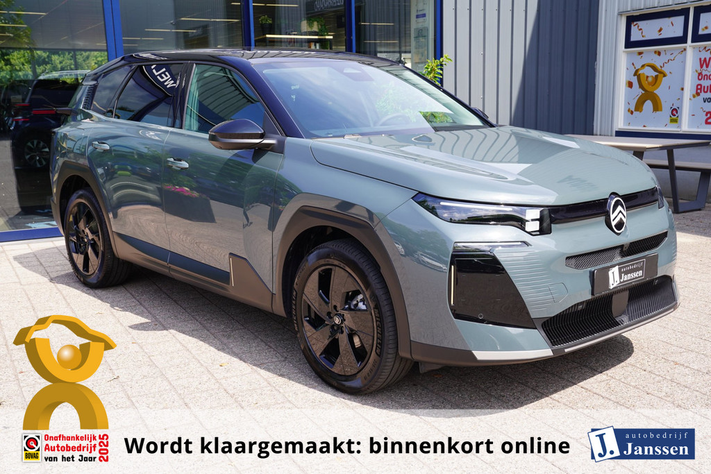 55629696