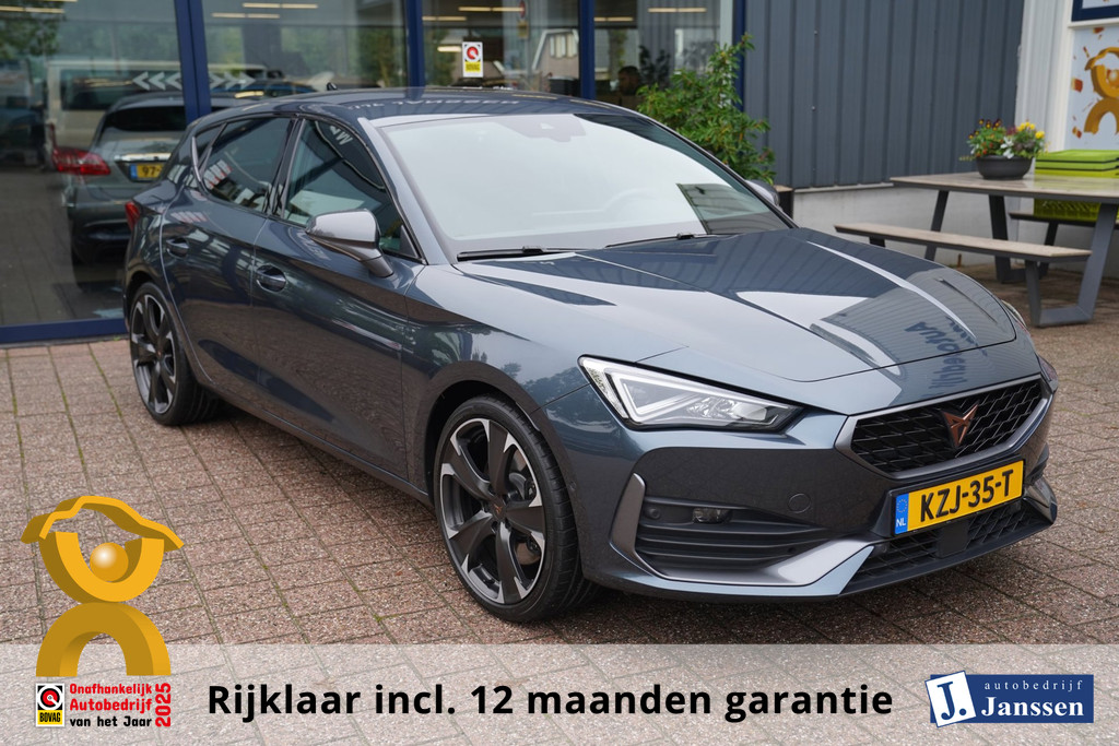 56499646-43.jpg